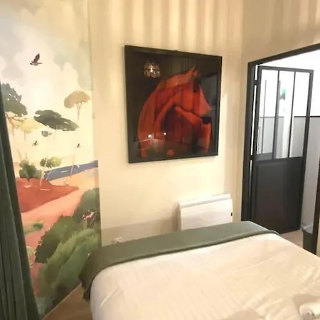 New 3bed/1ba Parisian Loft By The Eiffel Tower! *