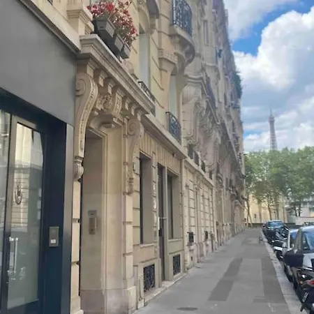 New 3bed/1ba Parisian Loft By The Eiffel Tower! Apartamento París
